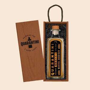 Quarantini Barrel Aged Gin in Holz-Geschenkbox